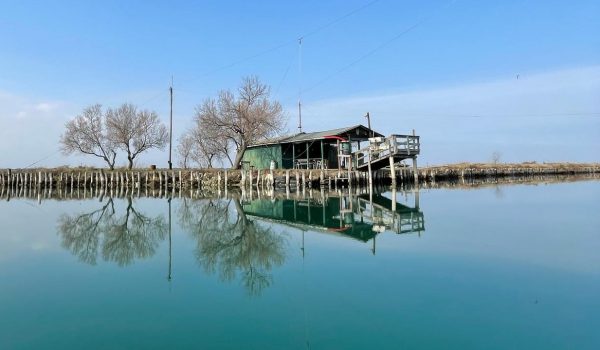 un capanno da pesca nelle valli ravennati - foto instagram @special___p