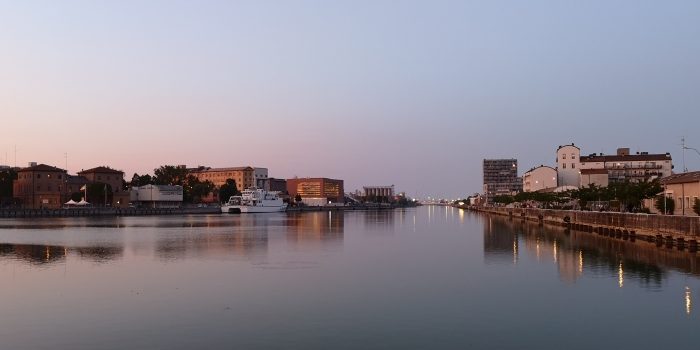 Immagine della Darsena al tramonto