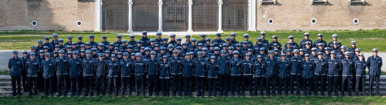 Polizia Locale foto di gruppo